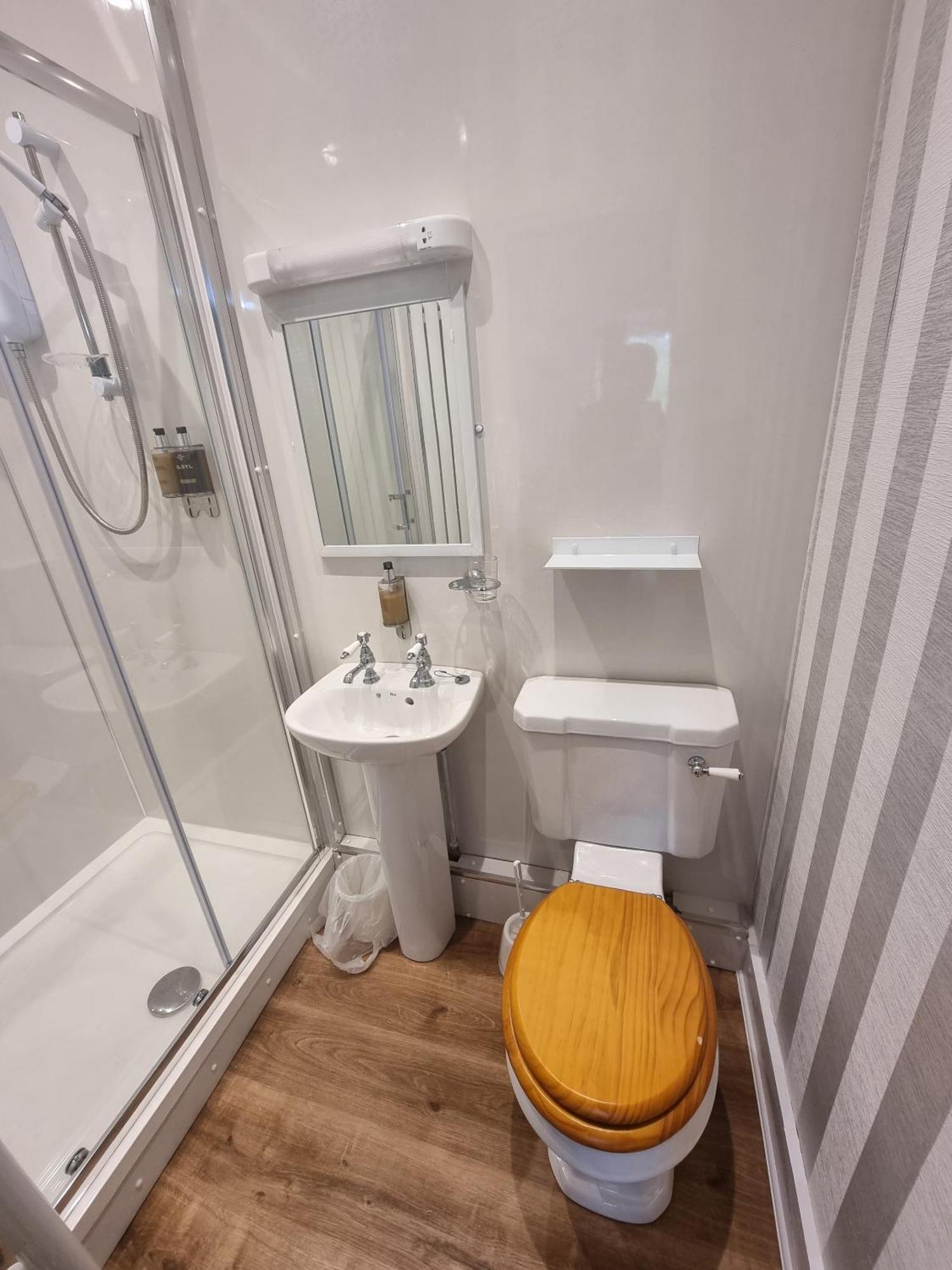 Roy Bridge Hotel 포트 윌리엄 외부 사진