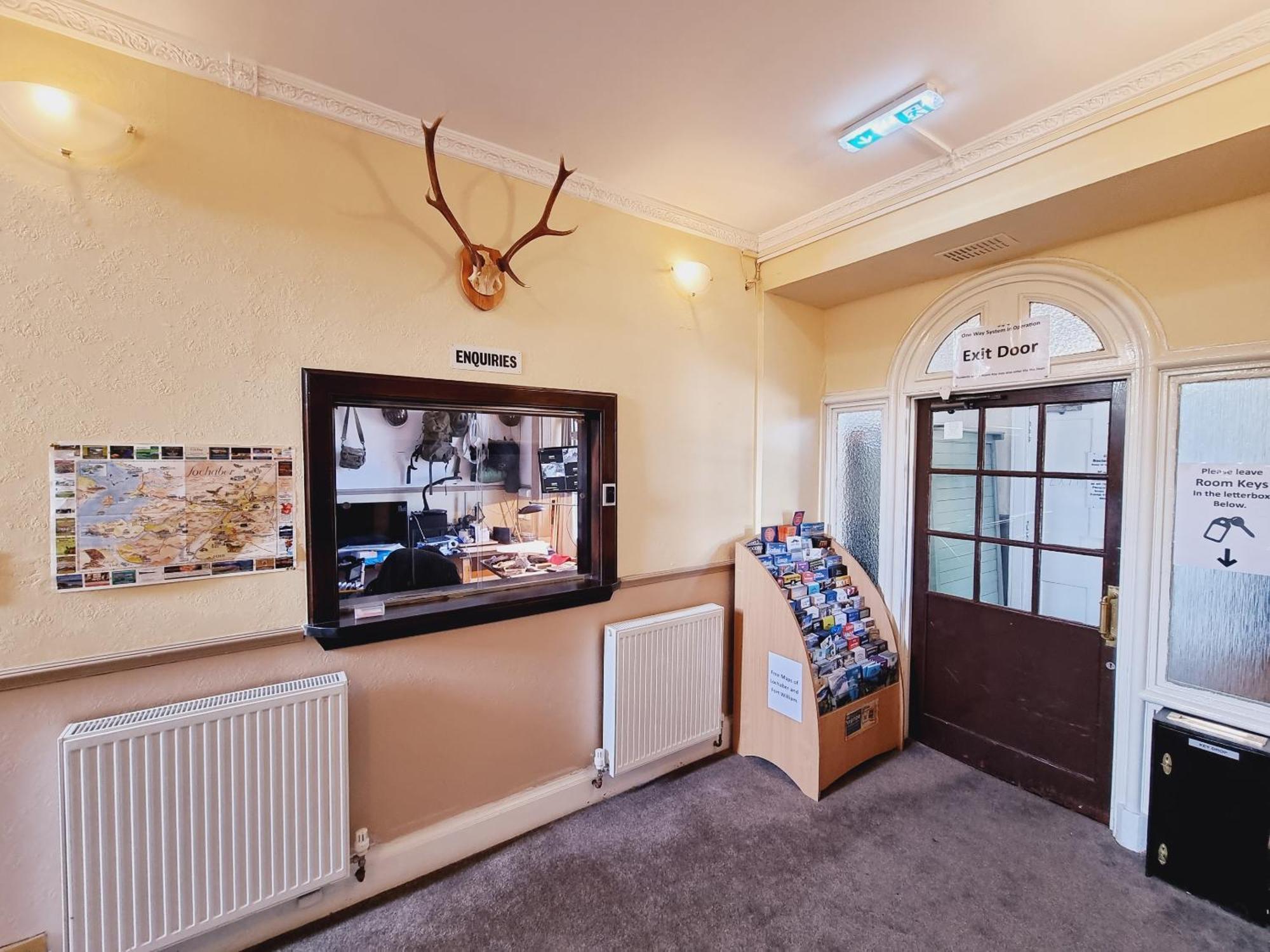 Roy Bridge Hotel 포트 윌리엄 외부 사진
